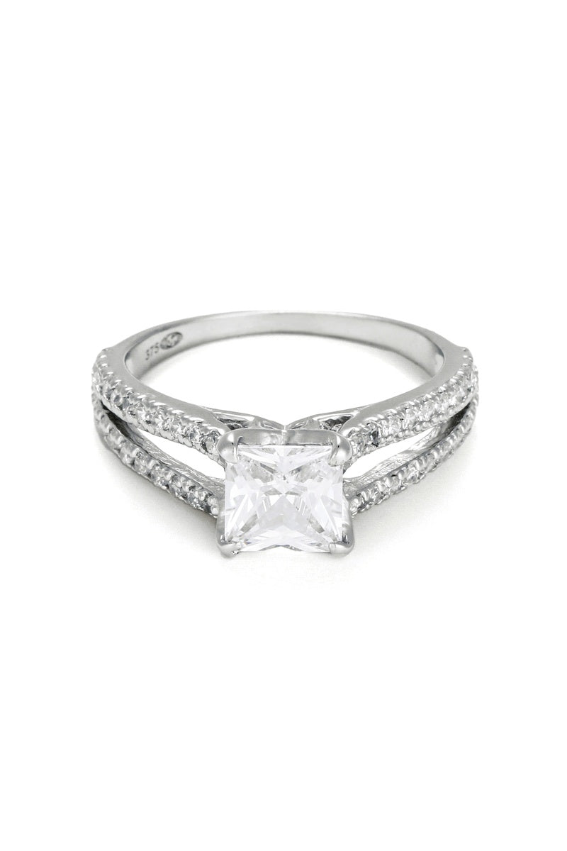 Ring "La Merveilleuse" White Gold 375/1000 and Zirconium