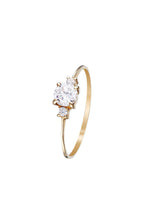 Anillo “Intuition” Oro amarillo 375/1000 y circonio