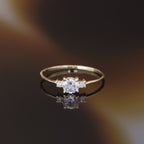 Anillo “Intuition” Oro amarillo 375/1000 y circonio