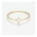 Anillo “Nao” Oro amarillo 375/1000 y Circonio