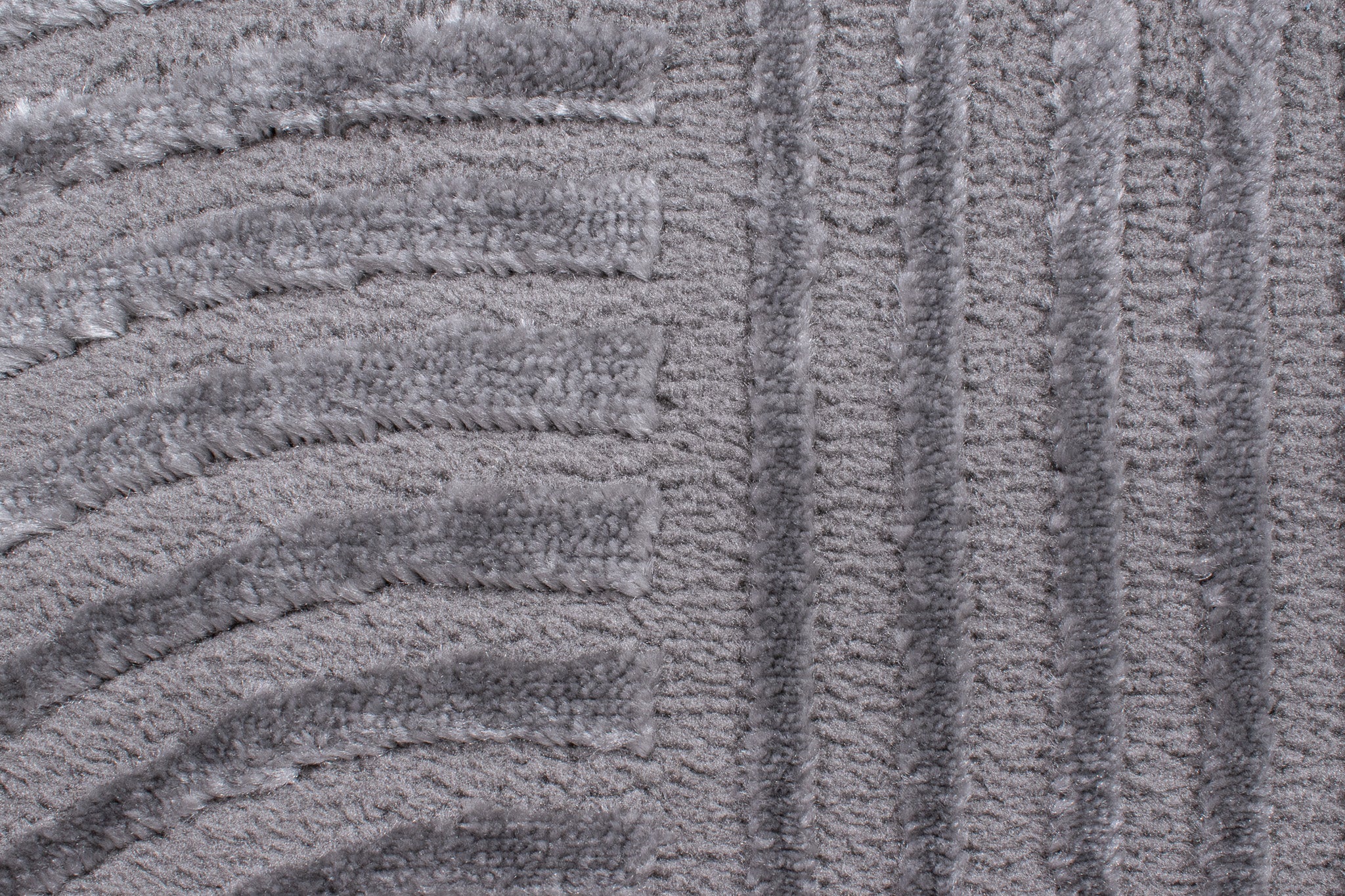 Geometric pattern rug in gray relief pile: BIA159GRI BIANCA