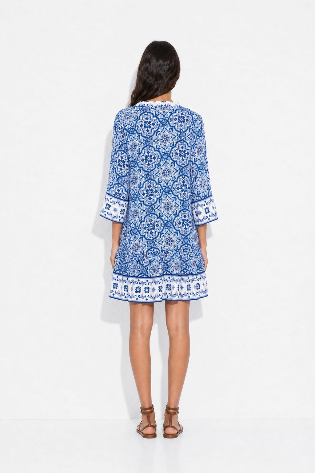 Robe Bianca - Blue Tile