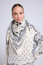 Unisex Bandana Scarf 90*90 in Cashmere - White Black