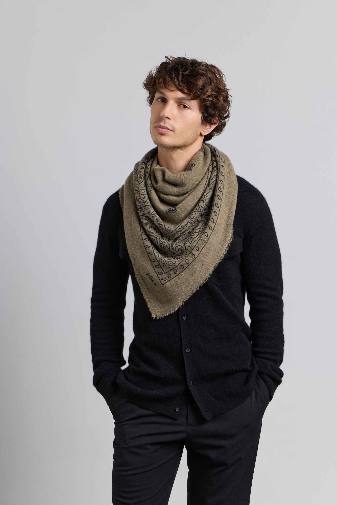 Grande Echarpe Bandana Presley En Cachemire - Vert Khaki & Noir