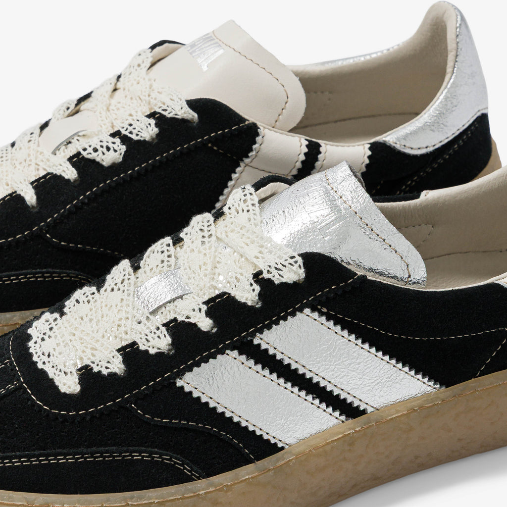 Black Romance Sneakers