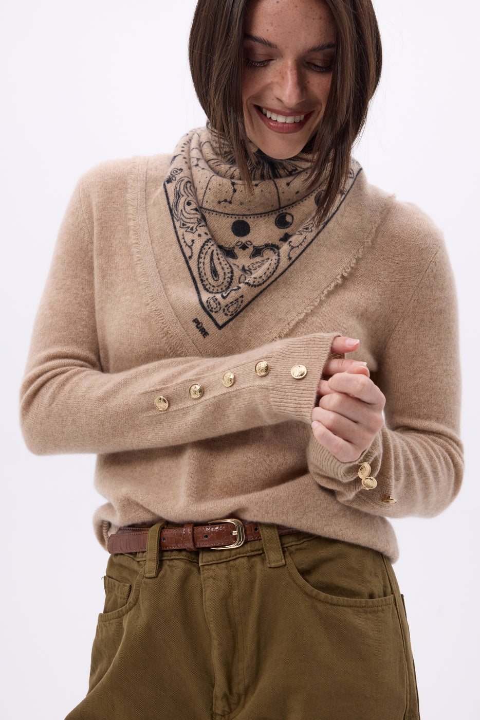 Pull Col Rond Boutons Dorés Manches Ballon Bold - Beige Creme - Femme
