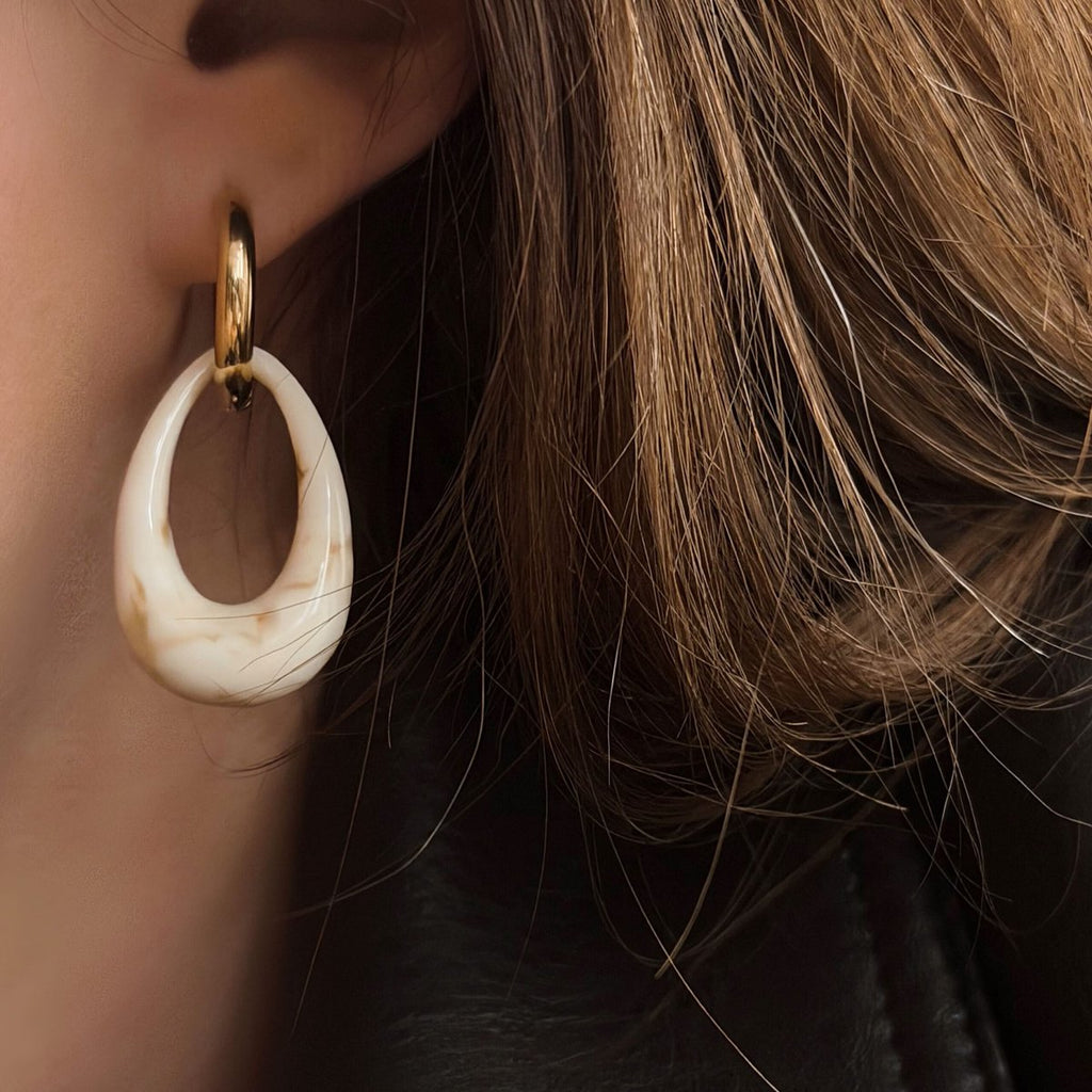 Candice Earrings - Beige