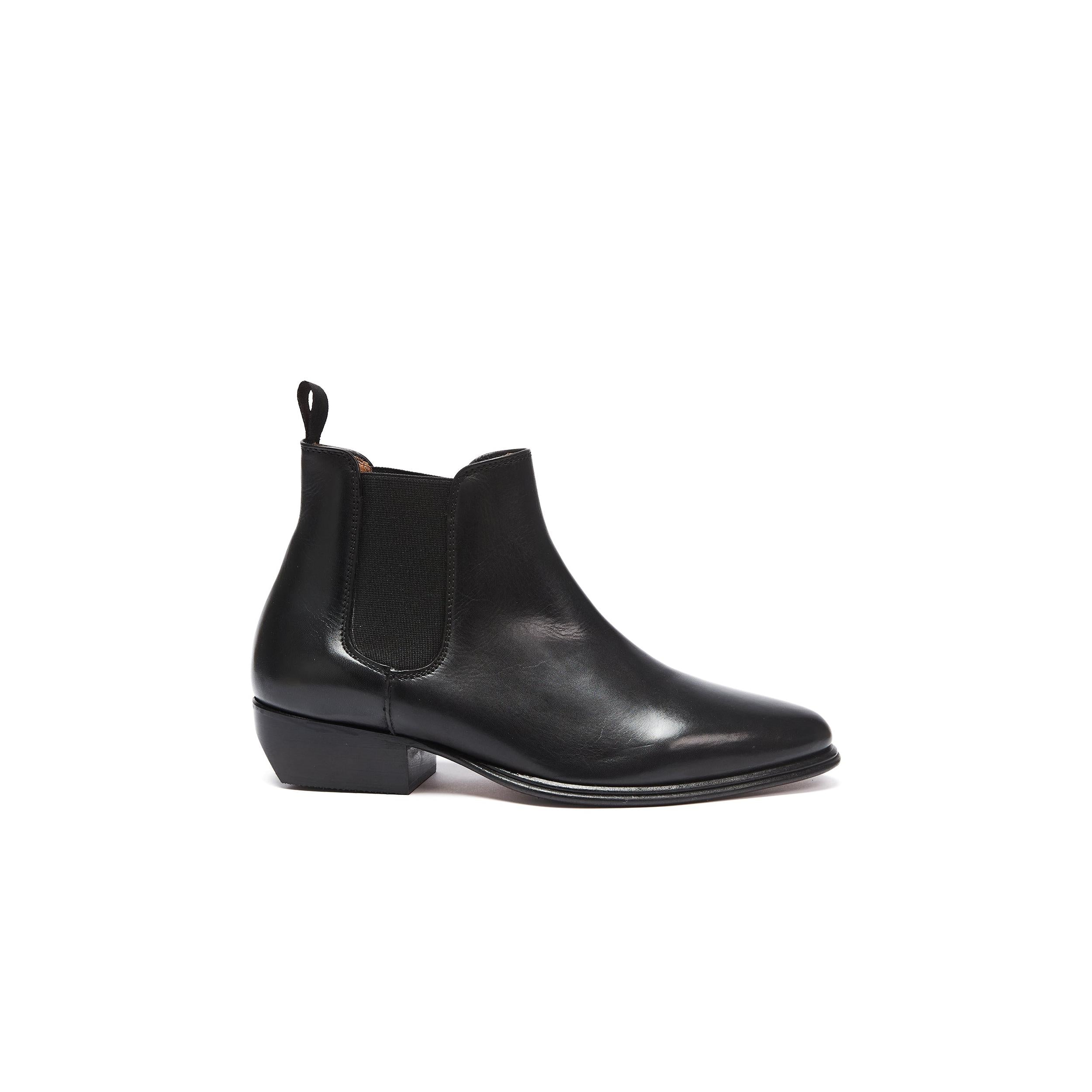 British Passport - Chelsea Boots - Black - Women