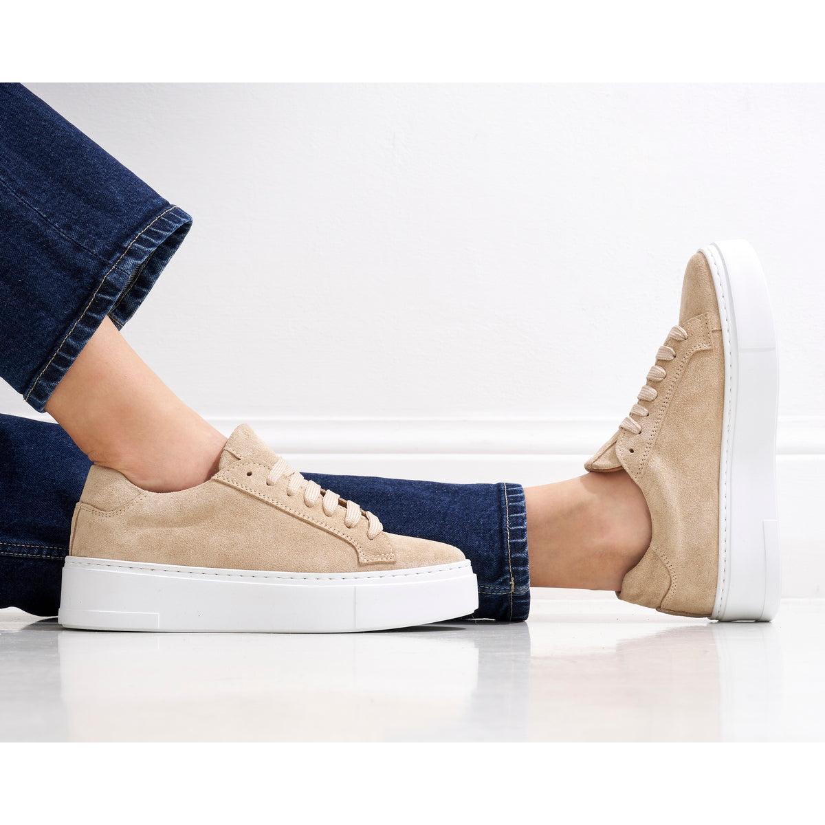 Classic Lace-Up Trainers - Beige - Women