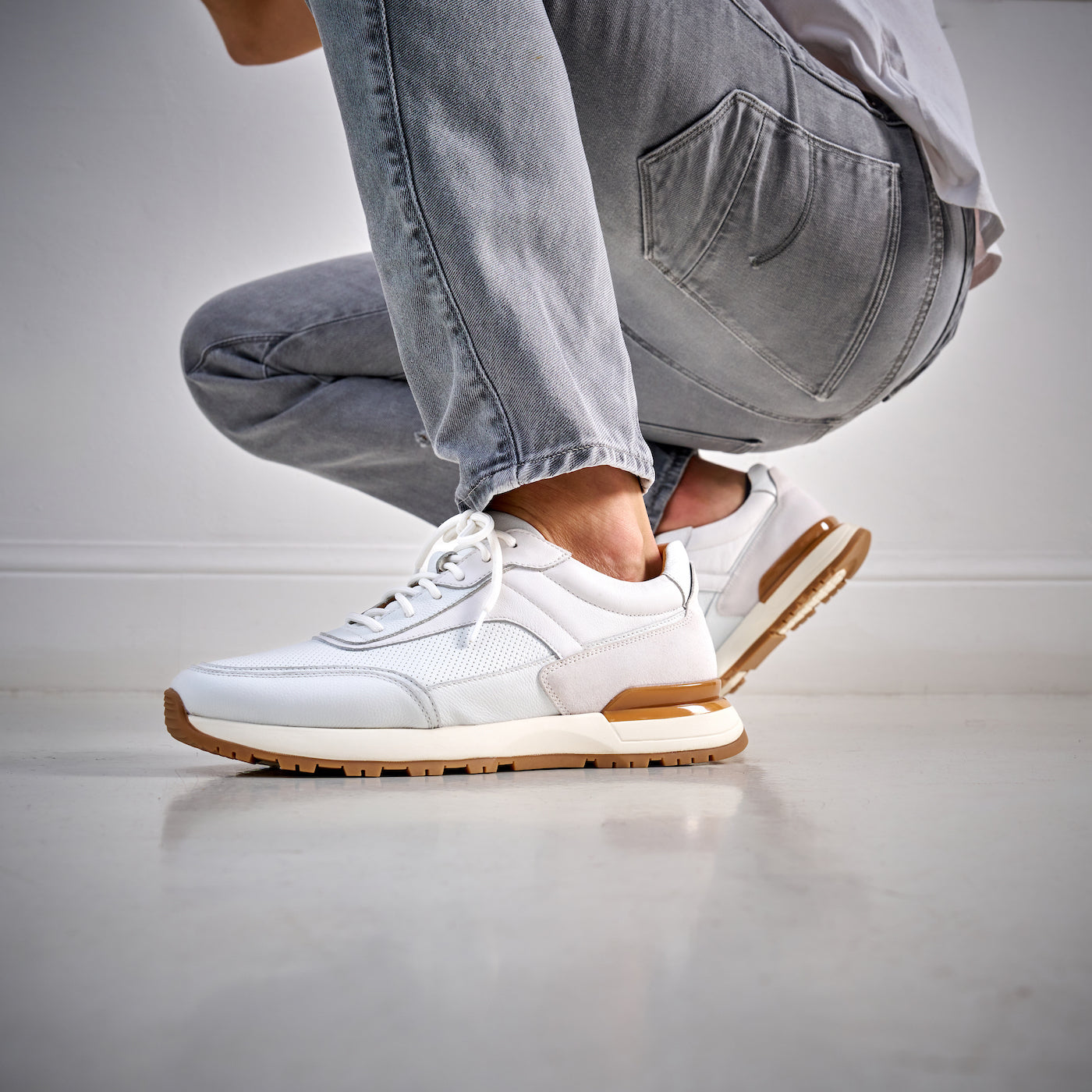Trainers - White - Men