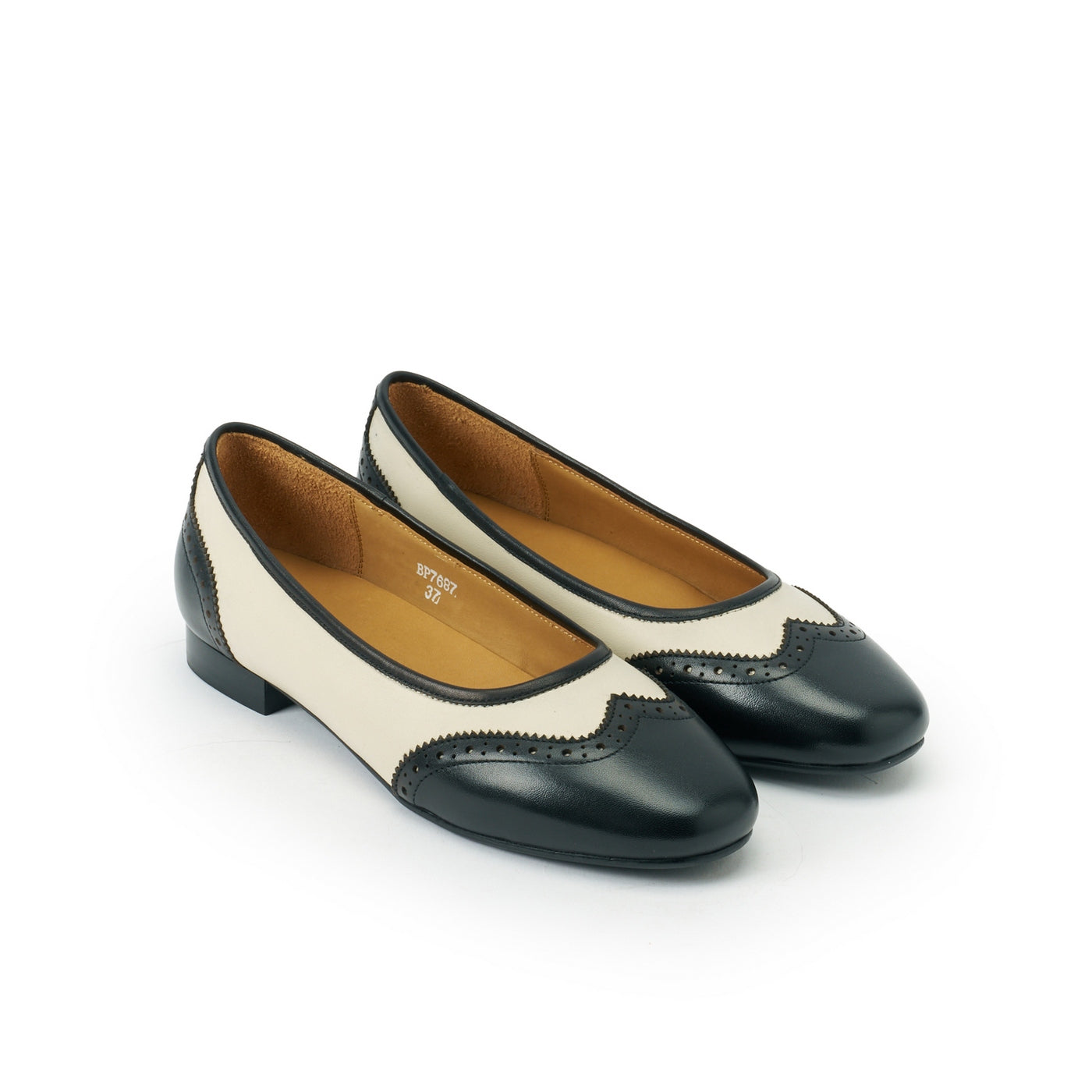 Black Ballet Flats - Women