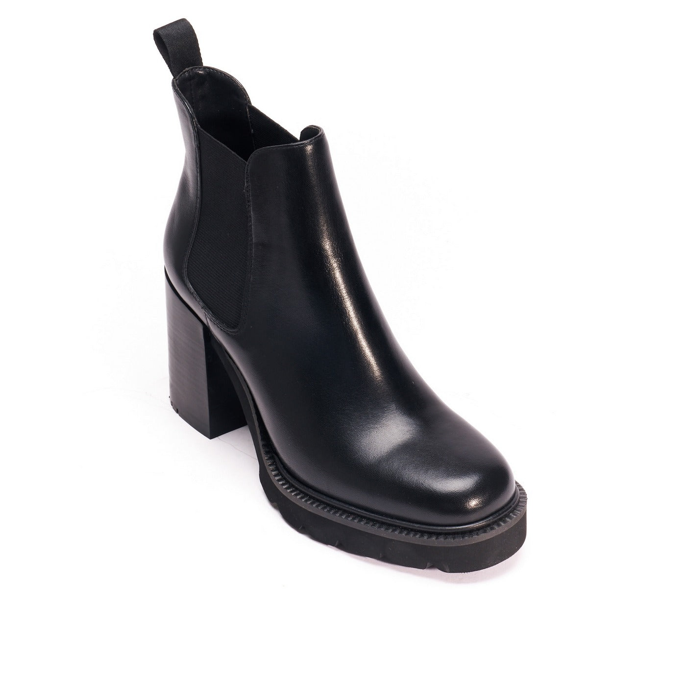 Heeled Chelsea Boot Black - Woman