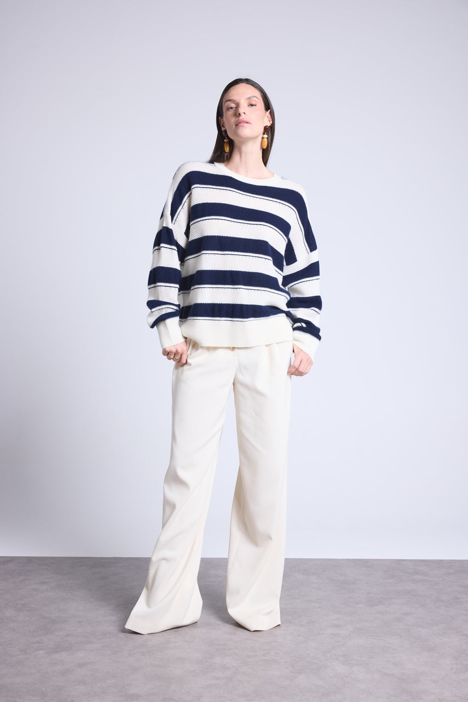 Jersey de cuello redondo con textura a rayas Bridget - Azul marino y blanco - Mujer