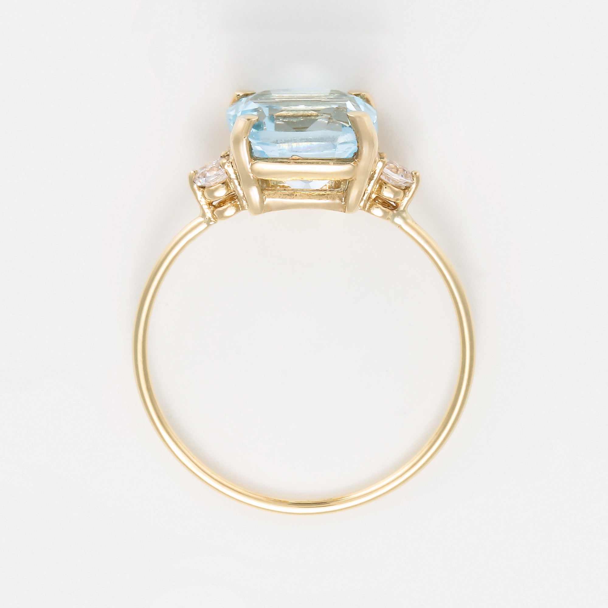 Ring "Hope 2.65Ct/1" Topaz Yellow Gold 375/1000