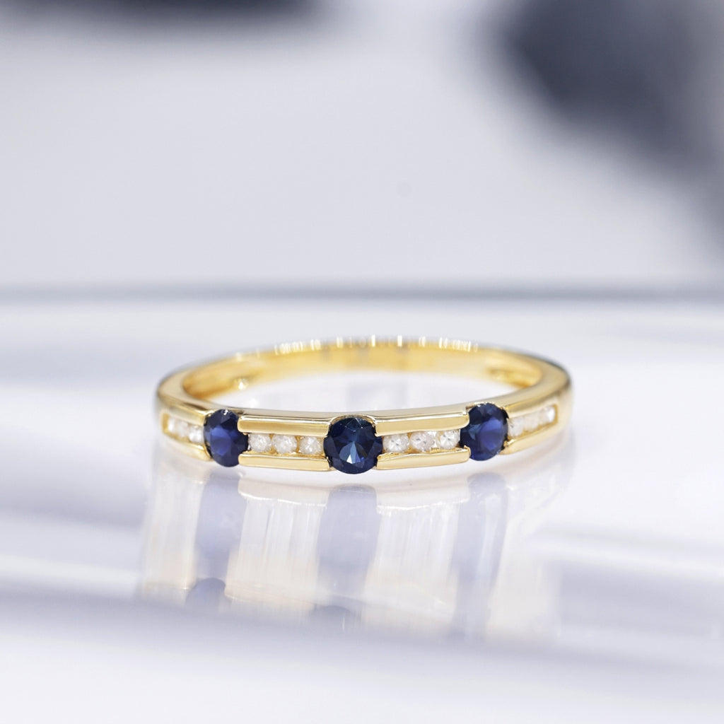 Anillo "Santel" D 0.10/12 Zafiro 0.50/3 - Oro amarillo 375/1000