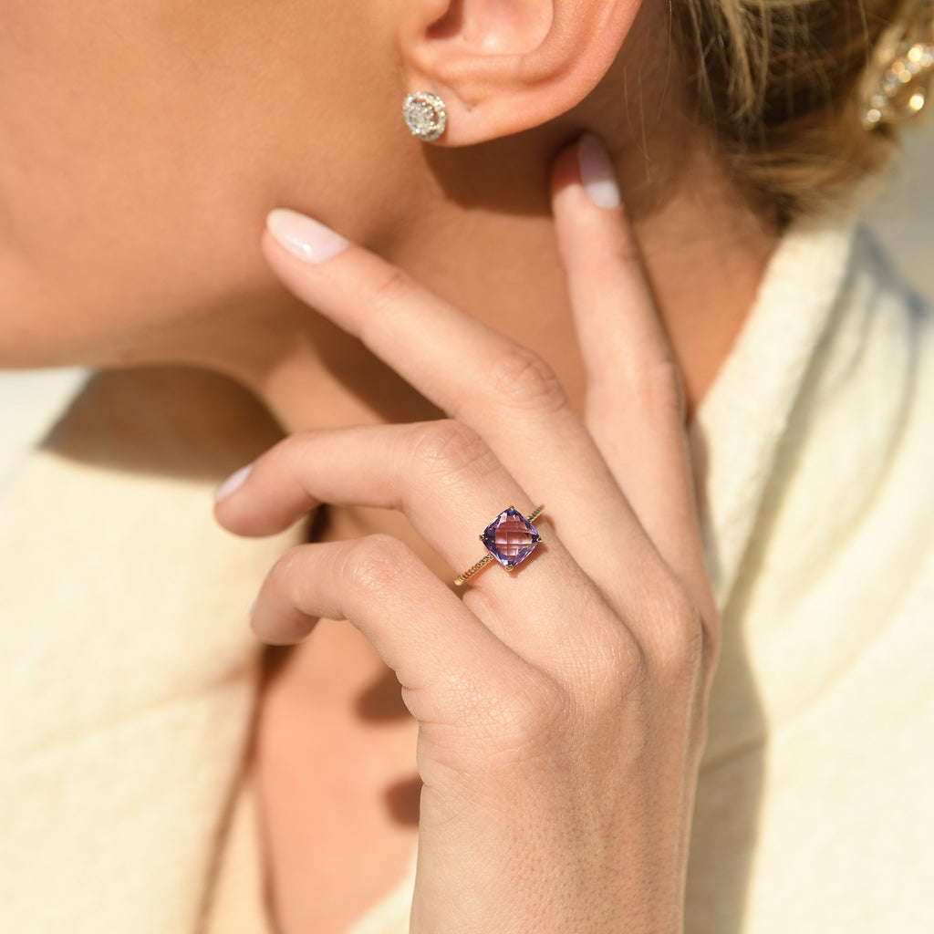Anillo "Ihosy" Amatista 3.15/1 - Oro amarillo 375/1000