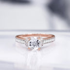 "Chera" Ring D 0,291/40 White Topaze 1,573/1 - Rose Gold 375/1000