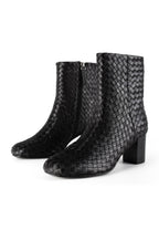 Gallop Echo ankle boots - Black