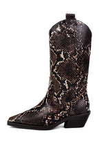 Holly Leaves Boots - Brown