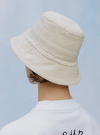 Gorro de pescador crudo en jacquard