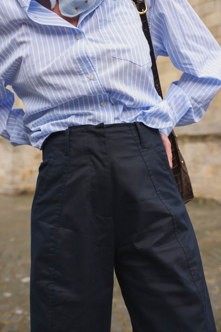 Louis Navy Barrel Trousers