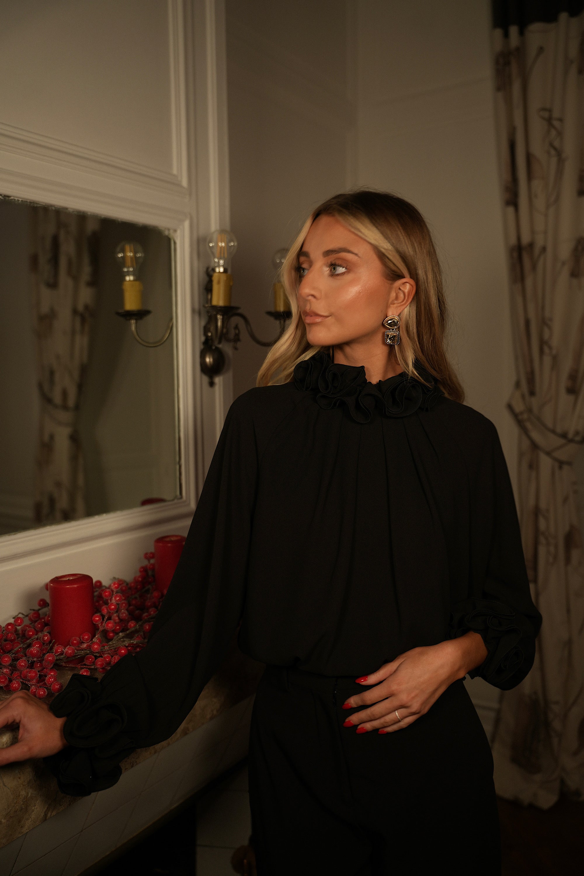 Blouse À Volants Cindy - Noire