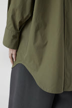 Camisa Espalda Abierta - Industrial Green - Mujer