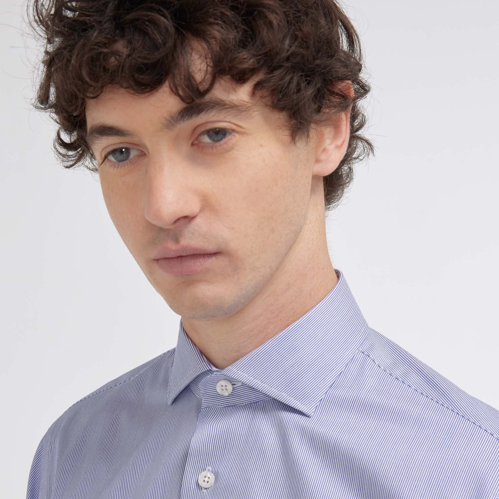 Chemise Cintrée En Twill Double Retors À Fines Rayures Bleu Marine