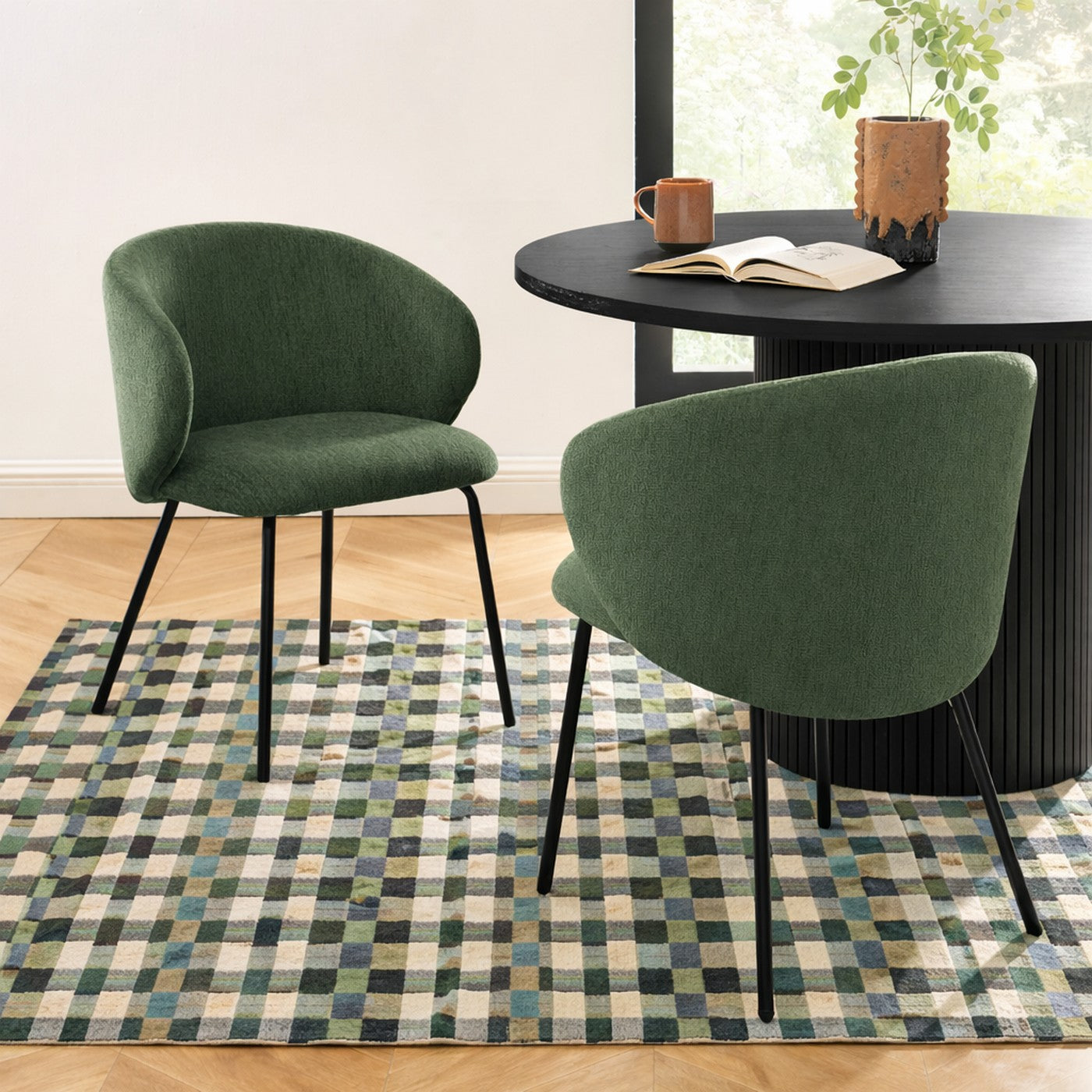 Cassie - Chaises - Tissu Chenille - Vert Et Pieds Métal Noir