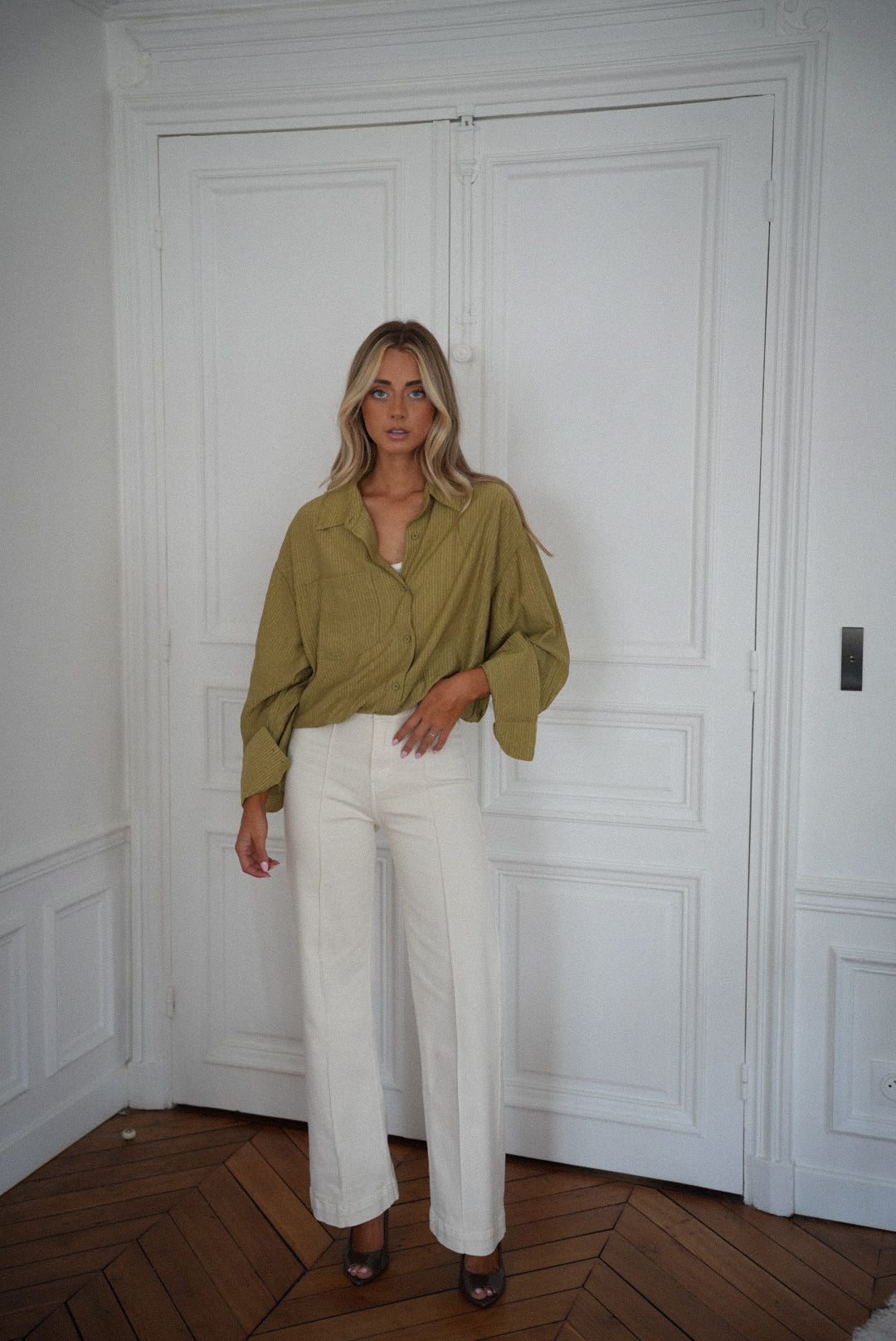 Mocha Straight Jeans - Cream