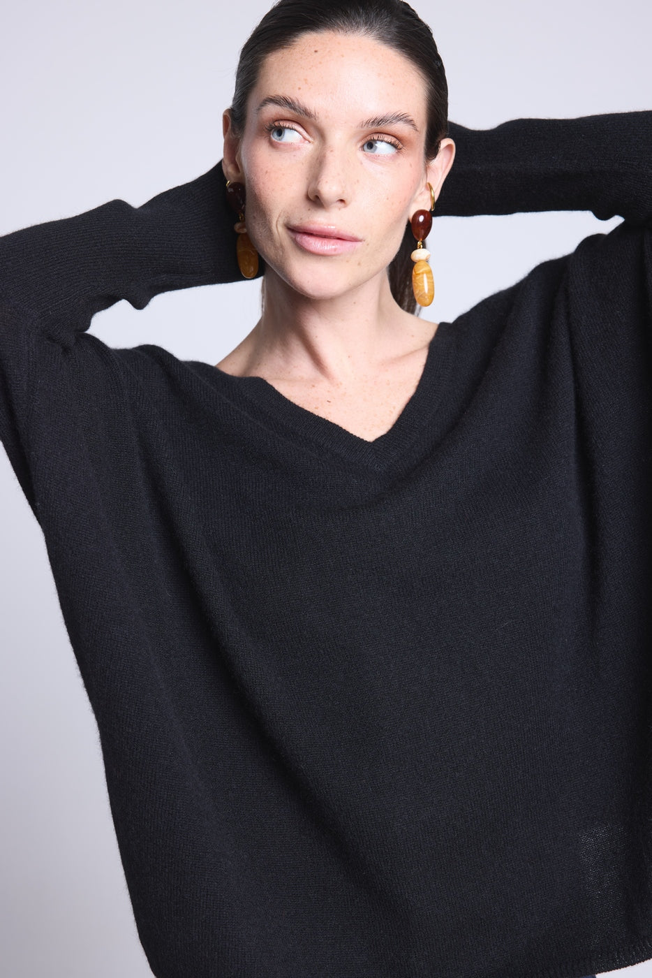 Jersey Cuello V Poncho Celeste - Negro - Mujer