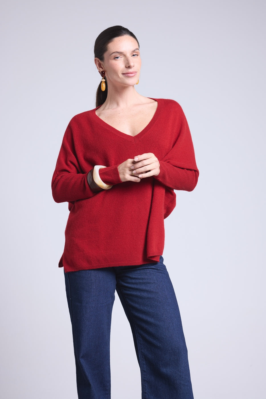 Jersey Cuello en V Poncho Celeste - Rojo Burdeos - Mujer