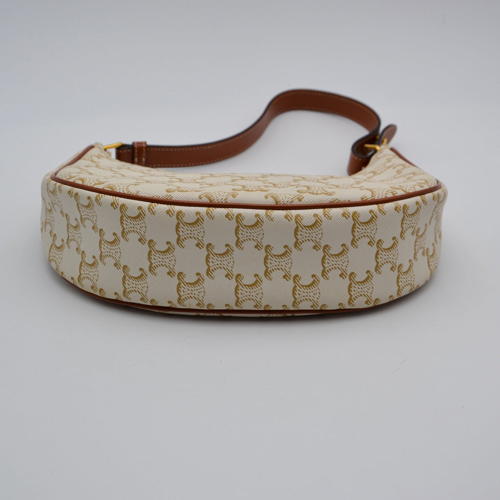 Céline Ava Toile Triomphe