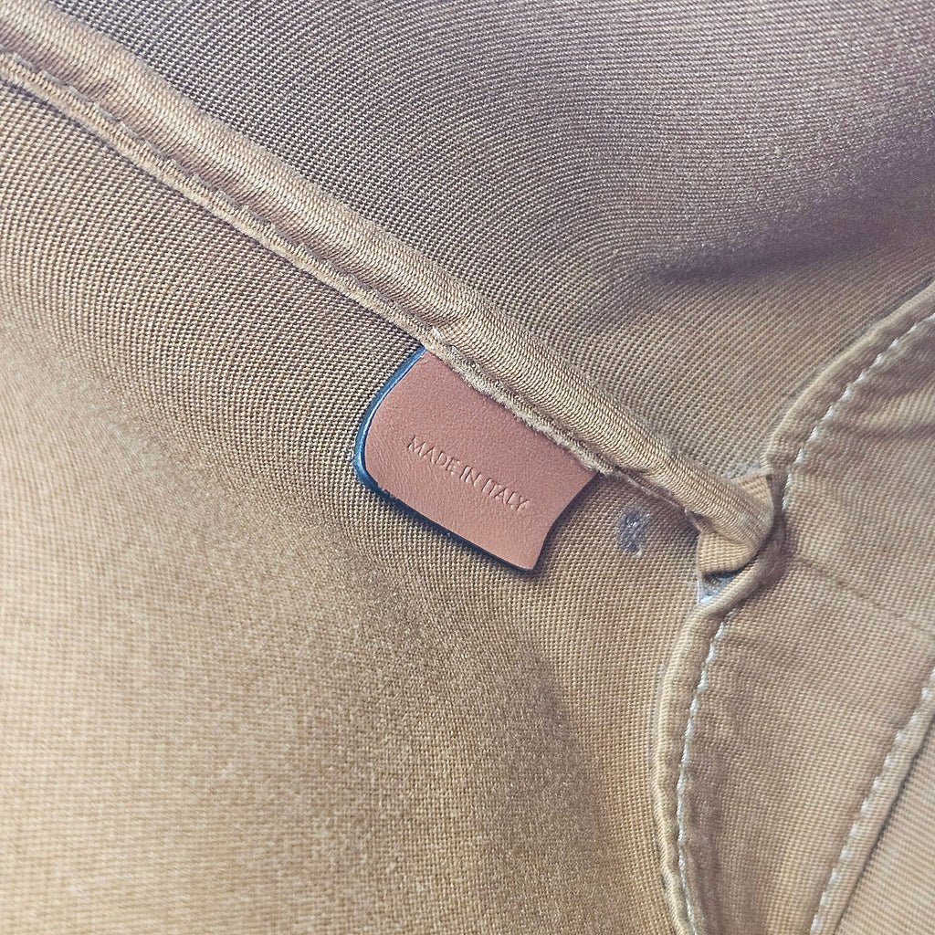 Céline Bucket Triomphe