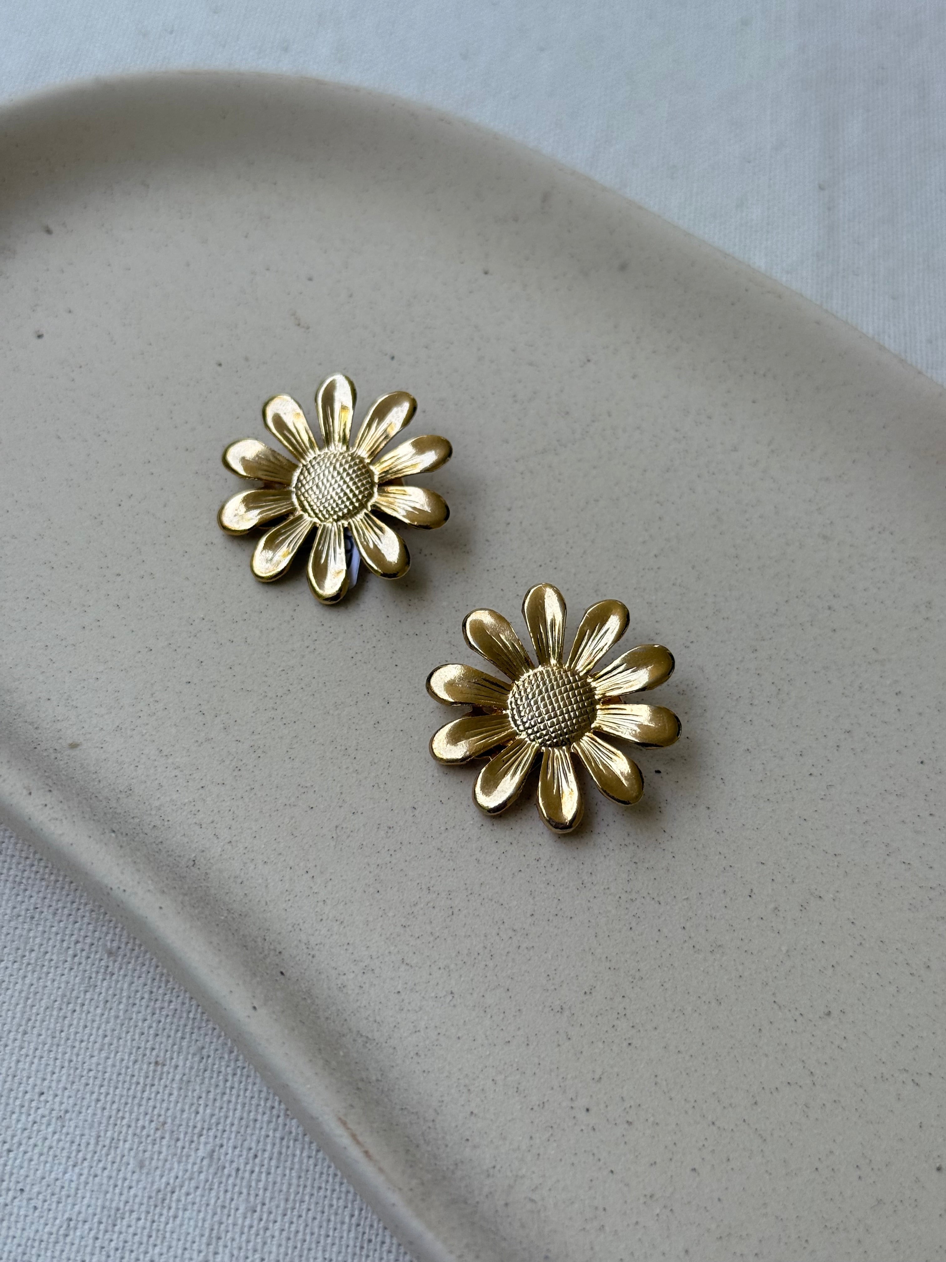 Boucles D’Oreilles Vintage - Fleur Dorée