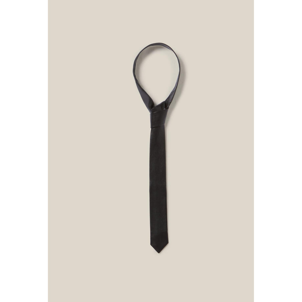 Corbata de Piel Negra