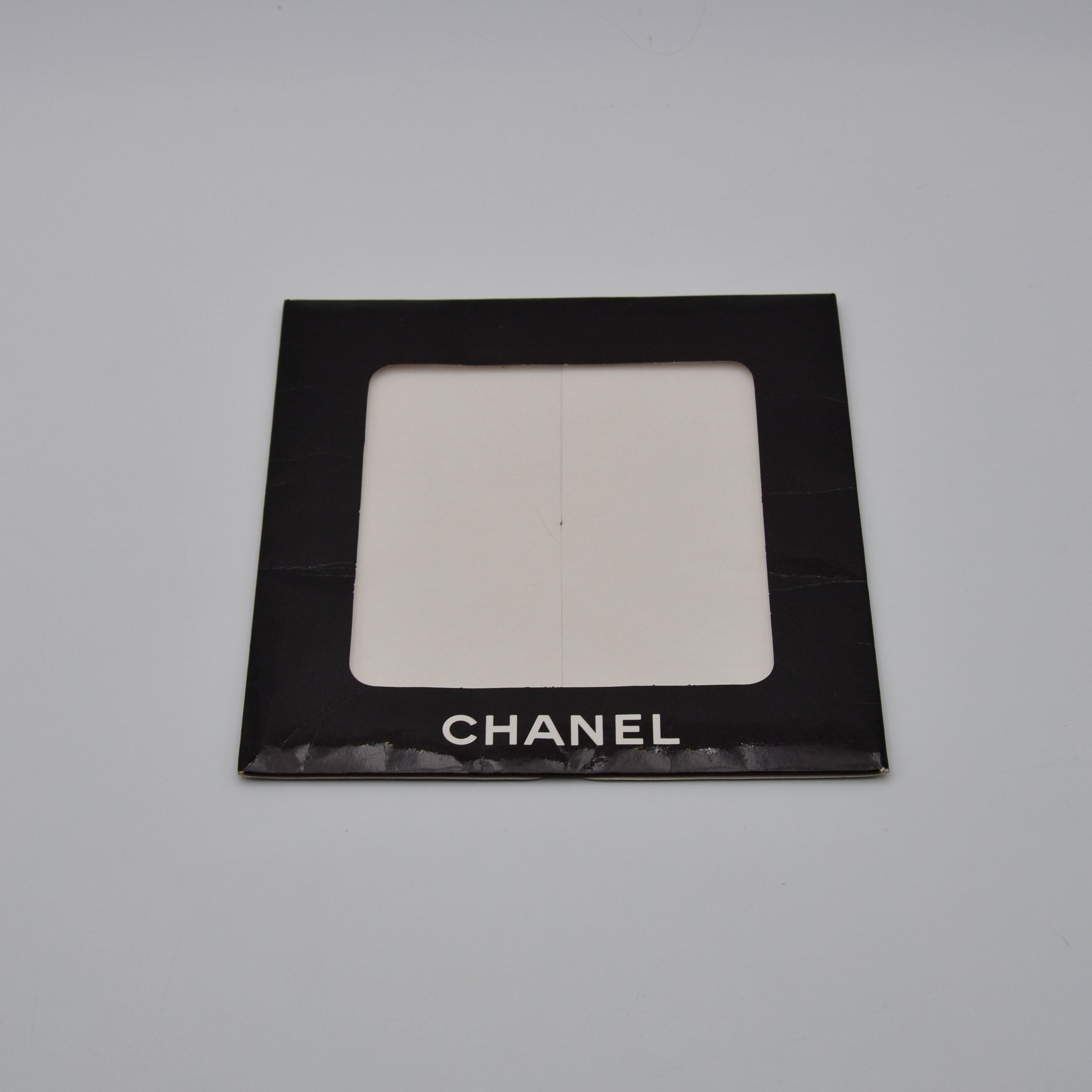 Foulard Chanel Carré Soie Écru & Or