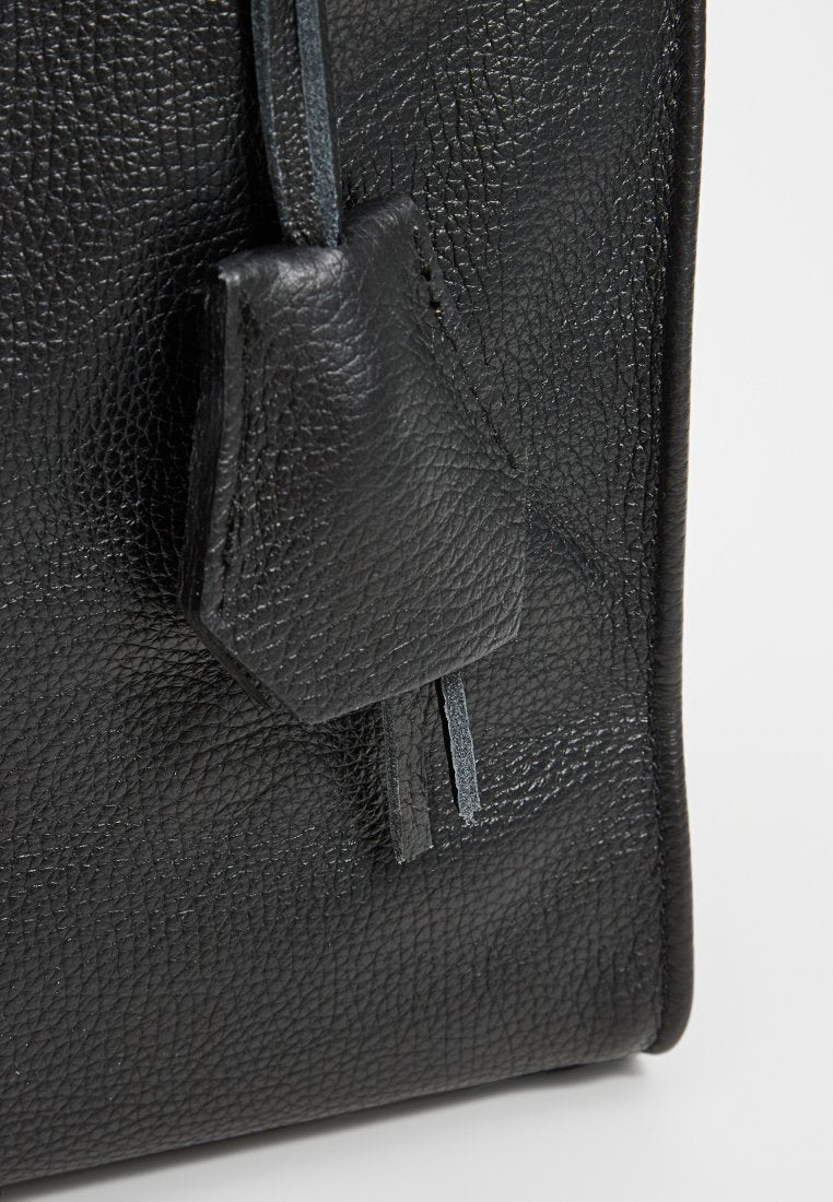 Agathe Handbag - Black