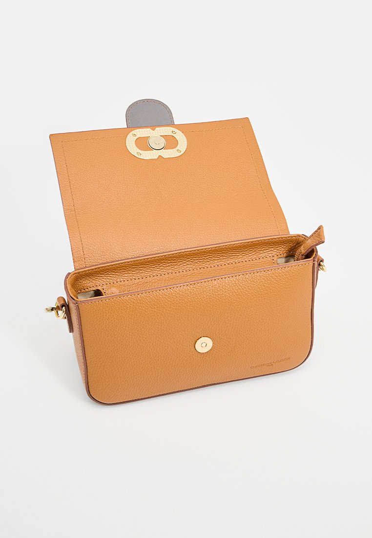 Aria Shoulder Bag - Camel