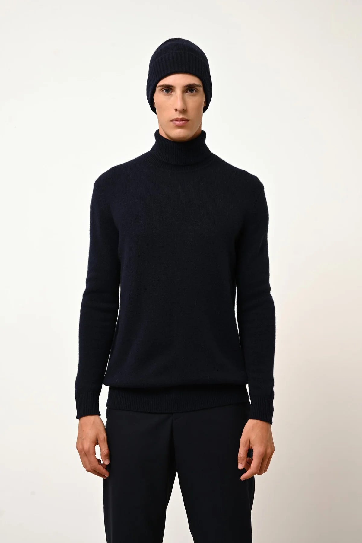 4-Ply Beanie - Cleo - Navy