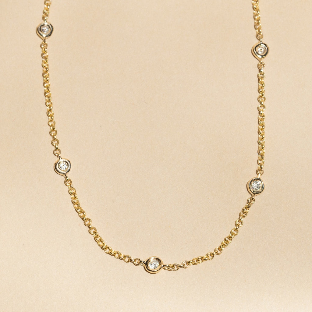 Collar “Sunshine” Diamantes 0.22/7 – Oro amarillo