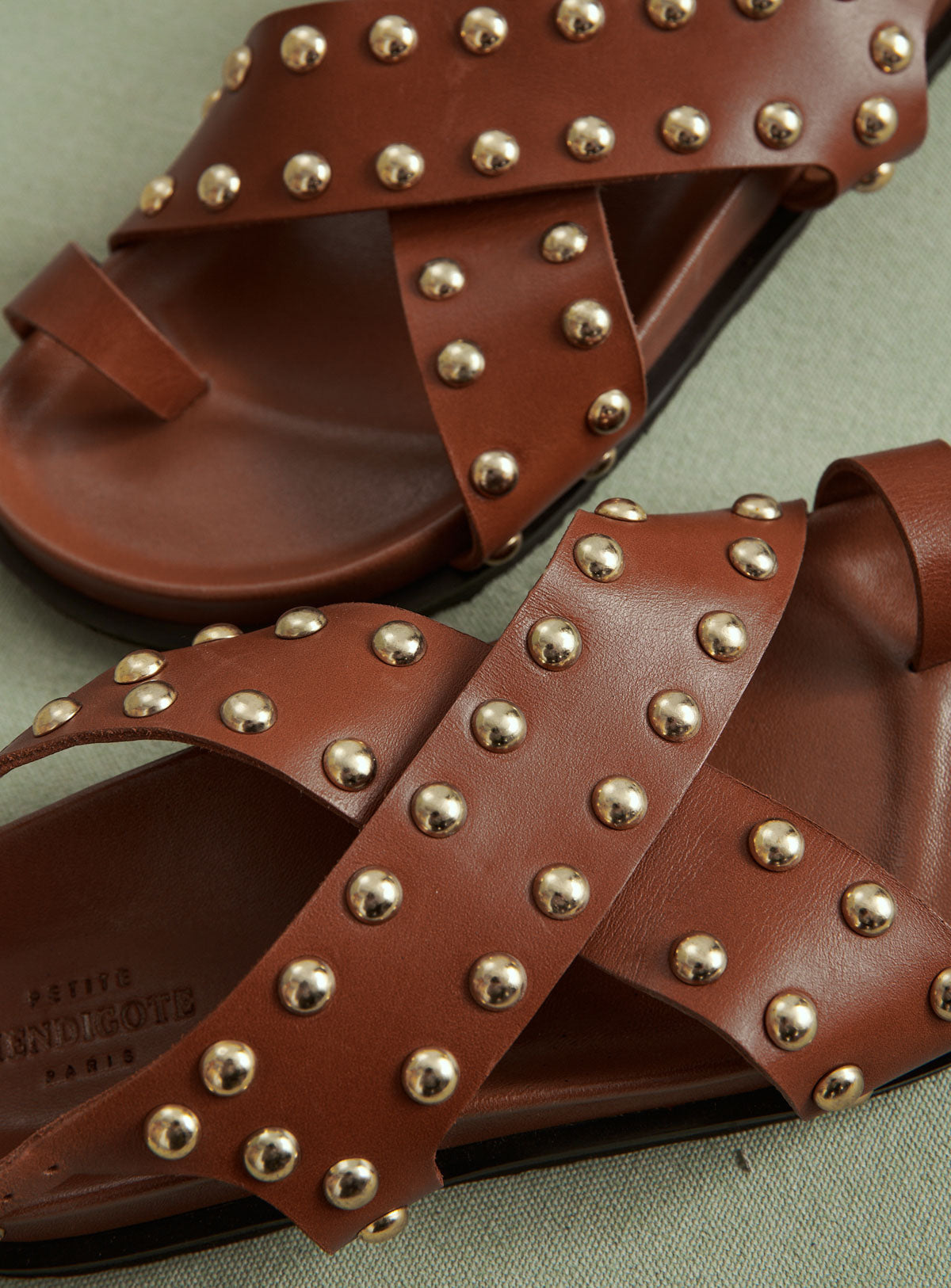 SANDALES MARRONS CLOUTEES COLIBRI PETITE MENDIGOTE