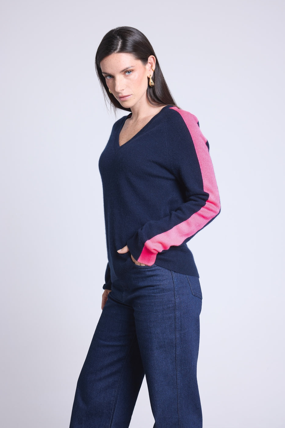 Jersey de cuello en V con banda rosa Coline - Azul marino y rosa flúor - Mujer