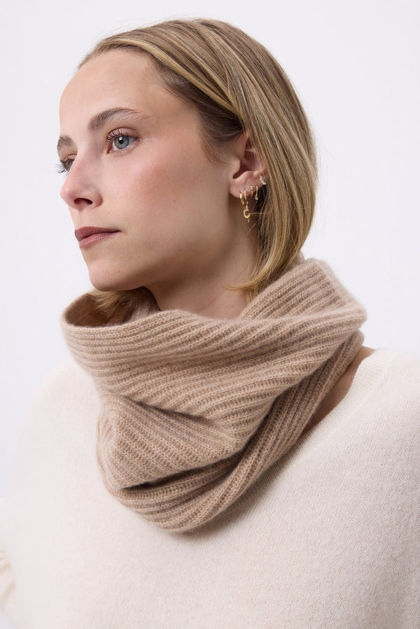 Halsedisse Col - Beige Creme - Unisex