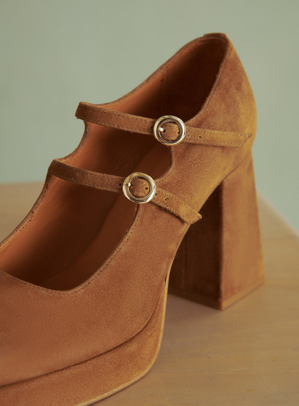 CONSTANCE CAMEL SUEDE BABIES PETITE MENDIGOTE