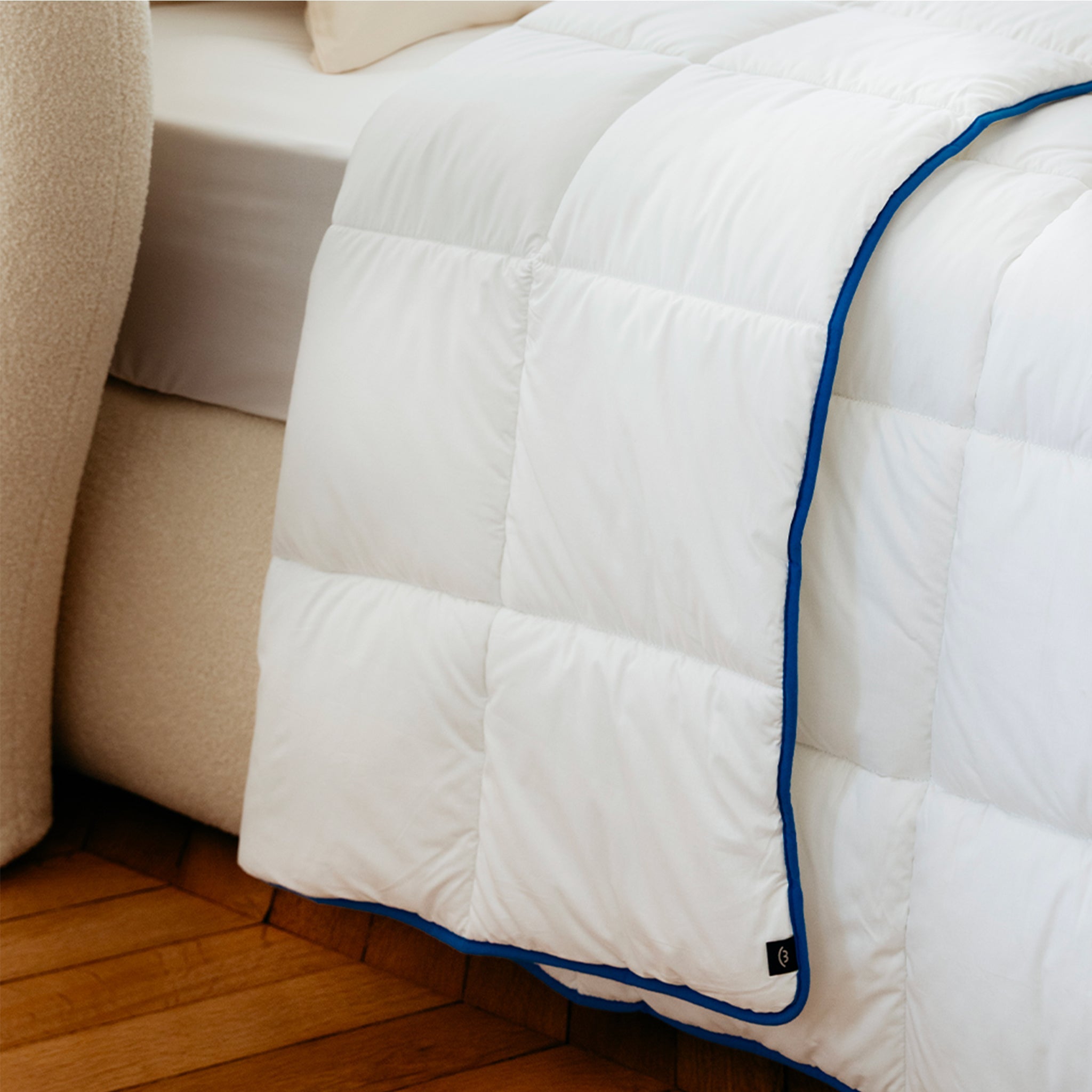 Lightweight Tempered Duvet - 100% Siliconized Hollow Fibers - Cotton Cover