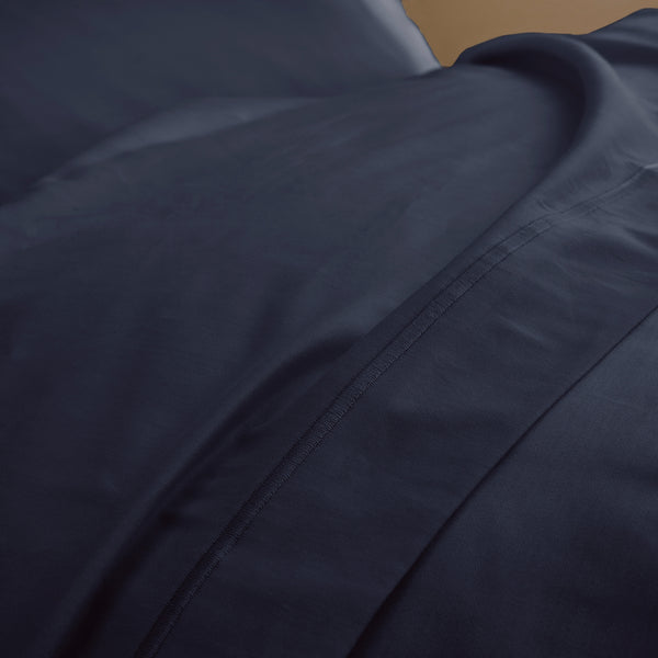“Prestige” Flat Sheet – Cotton Satin – Velvet Blue