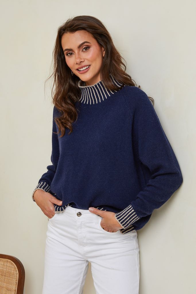 Pull Csepreg - Marine