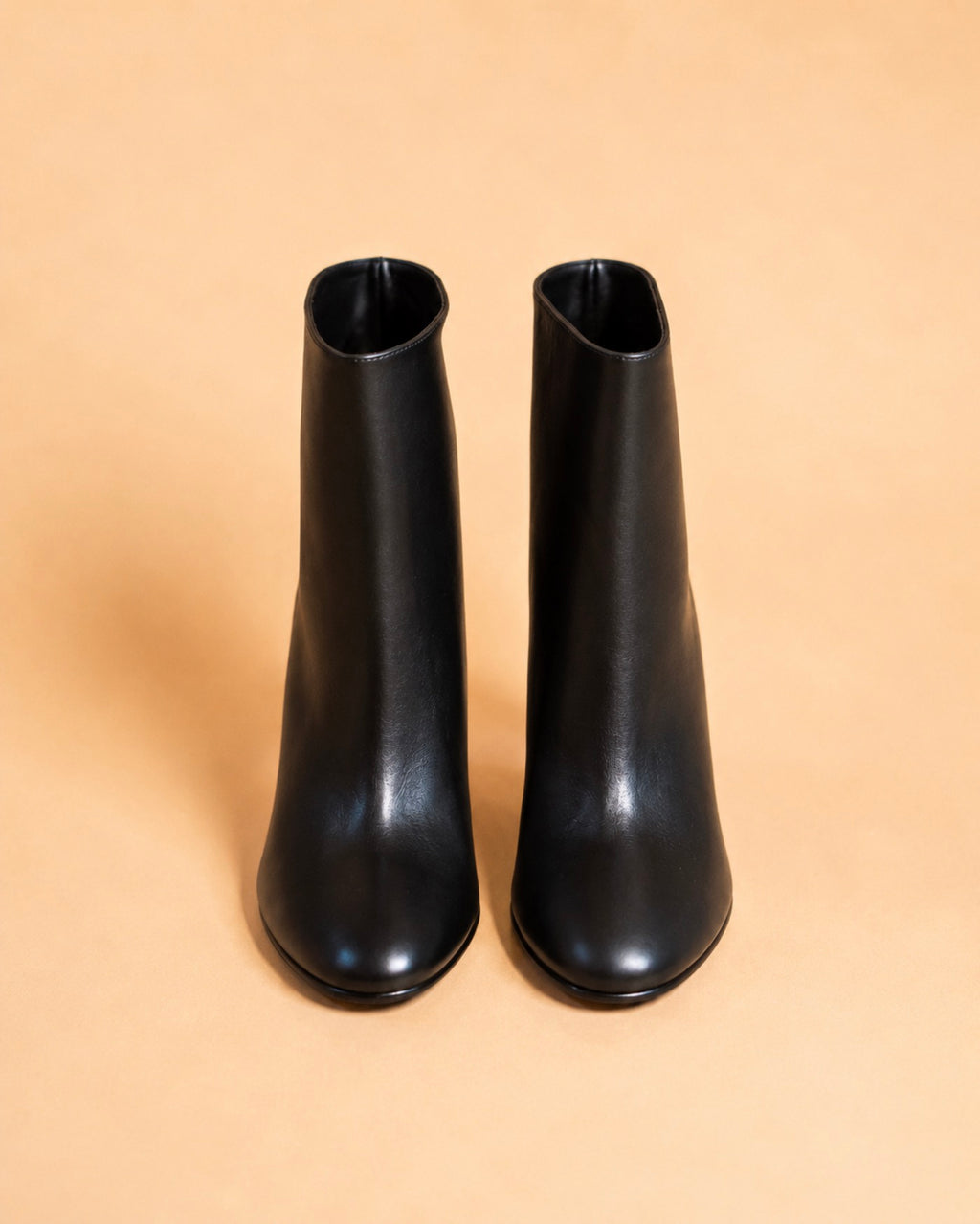 Vivi Ankle Boot In Black Calf