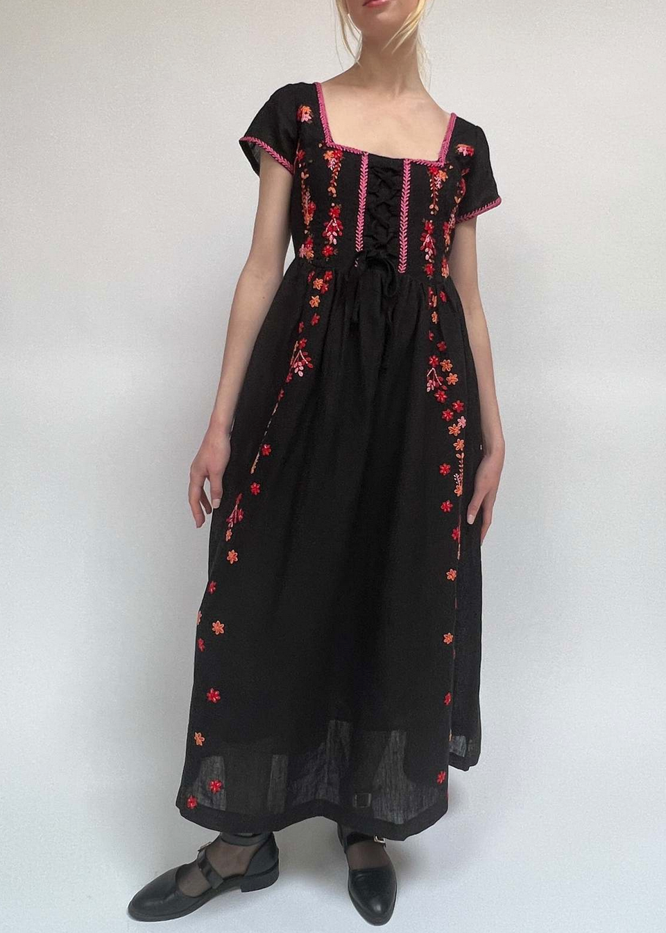 Robe Rafaella - Black